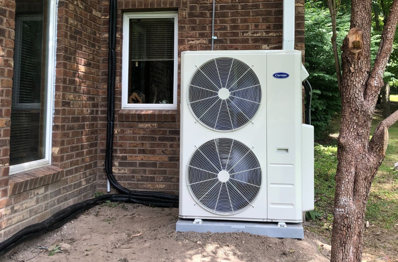 A Climate Systems expert providing AC installation in Hampton Township, PA, demonstrating our commitment to customer satisfaction and quality work. AC Installation near me.