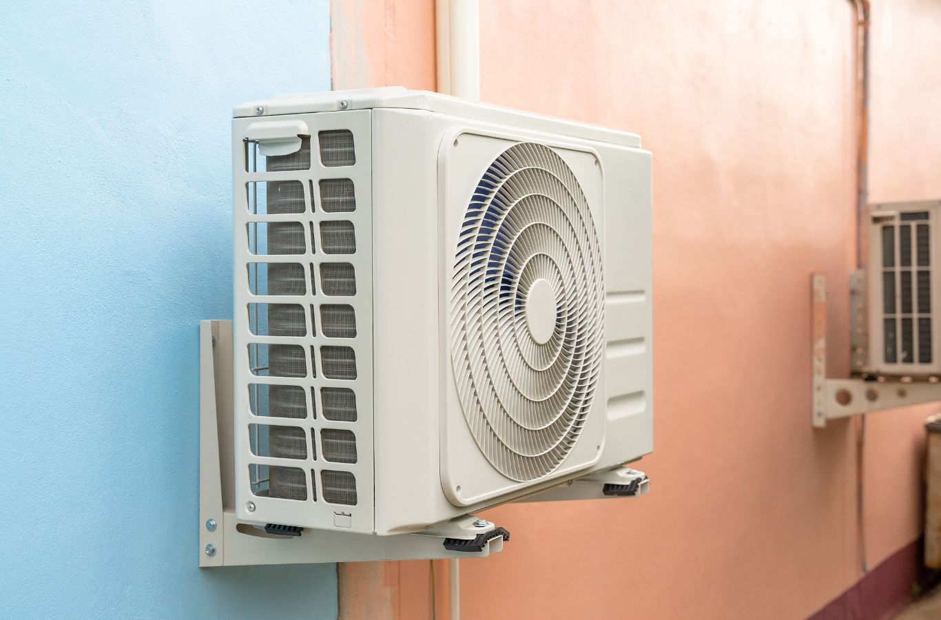 Climate Systems specialist replacing a heat pump in Hampton Township, PA demonstrating quality workmanship and trusted results. Heat Pump Replacement near me.
